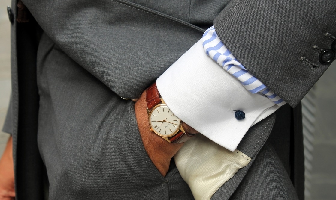 スーツに合う腕時計 (1)